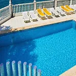 Hotel Bossh Lido ホテル